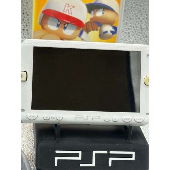 psp 1000 w/charger & new battery & button pads firm & clicky - Picture 9 of 9